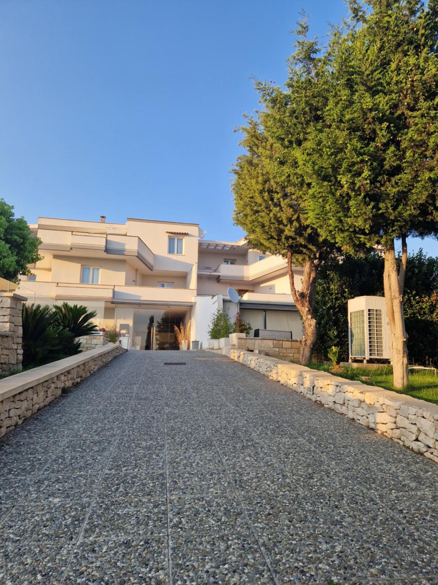 Villa Lecce Exteriör bild